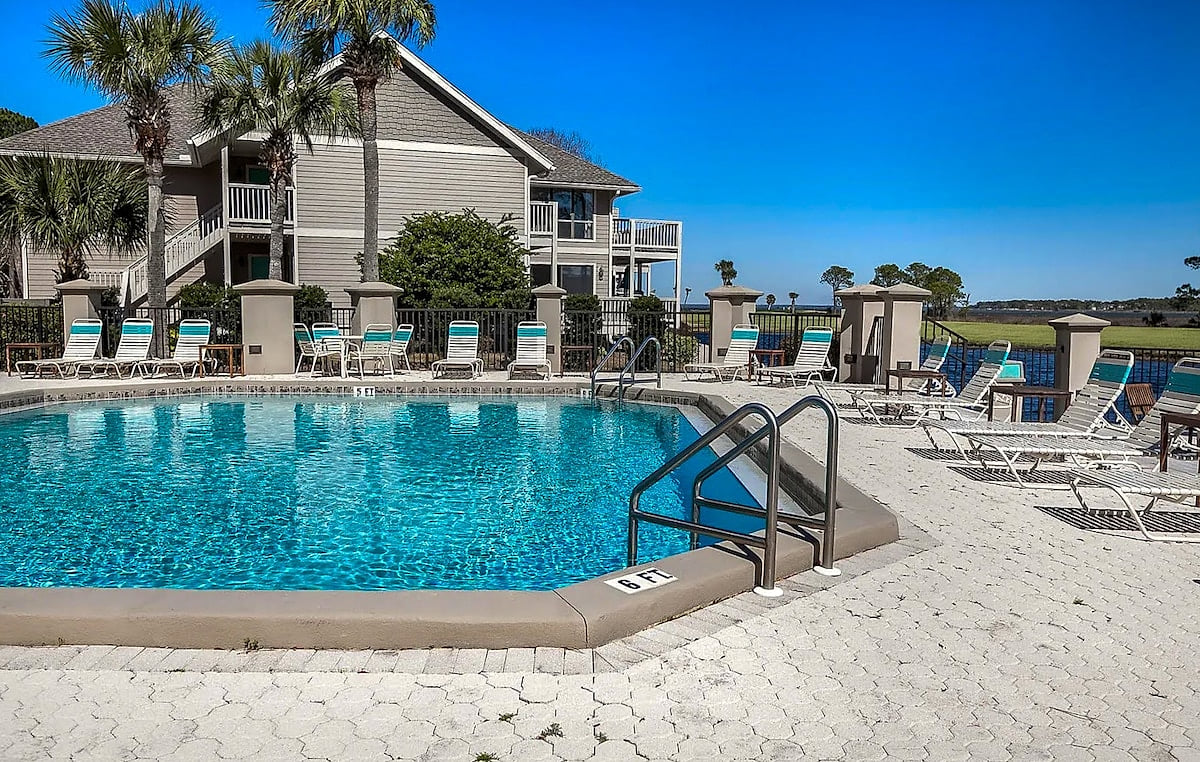 Harbour Point Private Pool