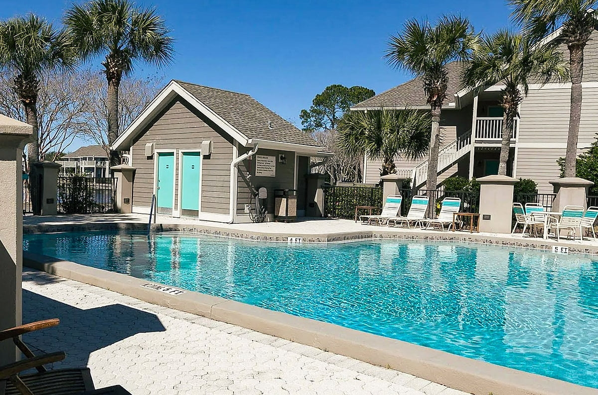 Harbour Point Private Pool