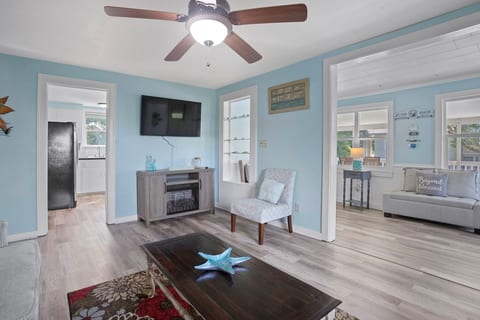 THE CRABSHACK: Waterview Retreat in Pensacola