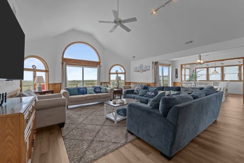 Looney Dunes