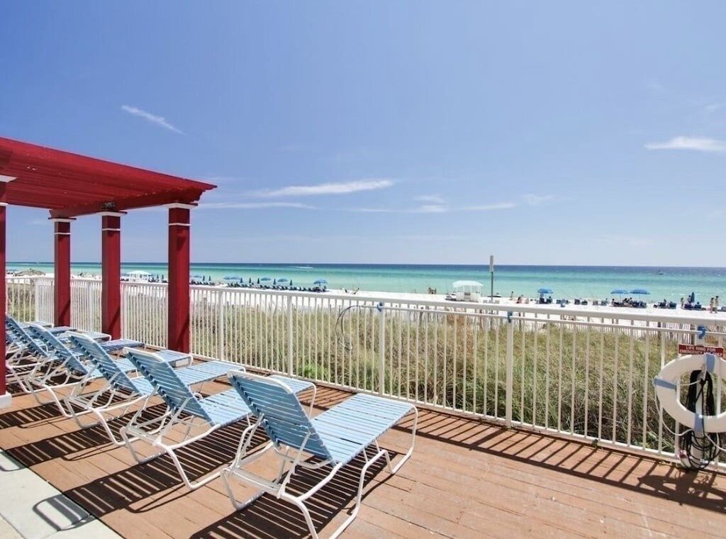 Heaven on the 7th floor-Beachfront@Majestic Beach! image 36
