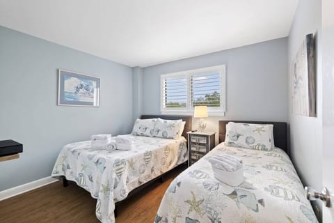 2nd Bedroom sleeps 3