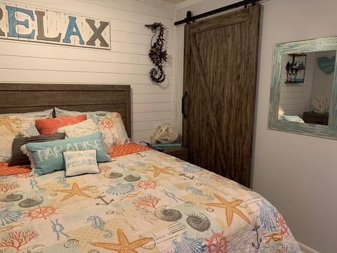 Stunning Oceanview Luxury Remodel, Bikes Included!