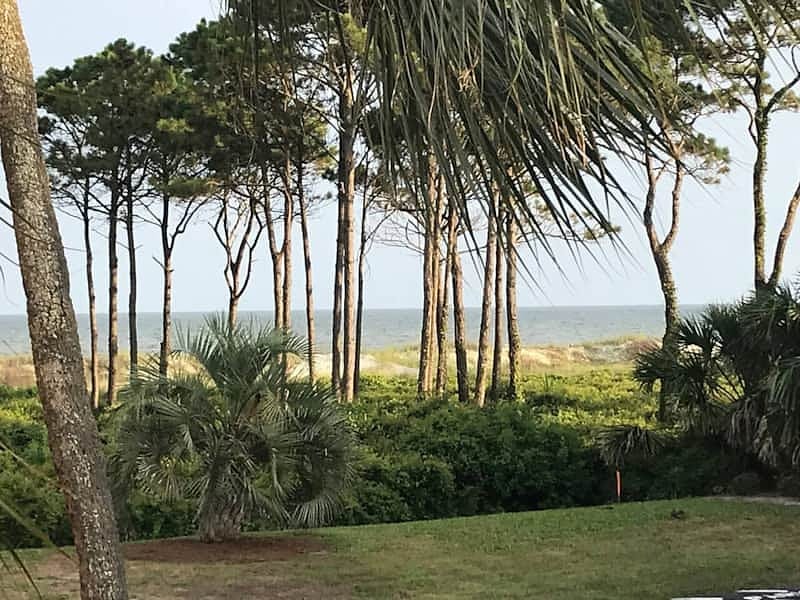 Barefoot Bungalow! Ocean View Couple’s Retreat - Hilton Head Island