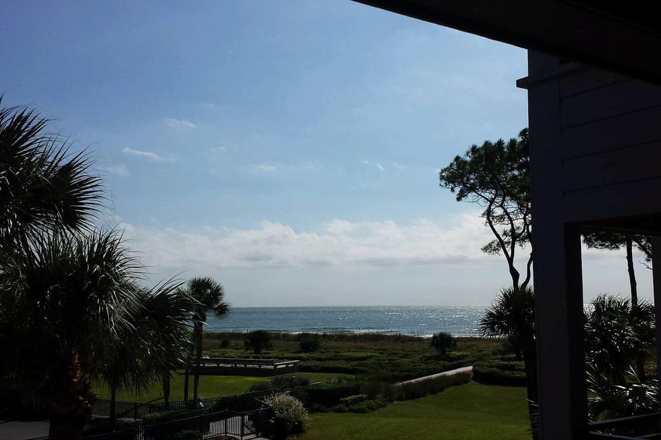 Seabatical-Beautiful ocean view! w/Bikes & Chairs - Hilton Head Island