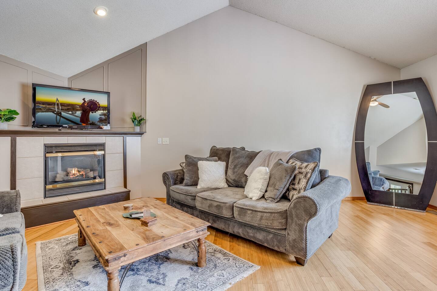 Grab a blanket or two, turn on the fireplace, and cuddle up while watching something on the TV! Connected to Roku so you can stream any of your favorite shows from Netflix, Hulu, or any other channel you want! 