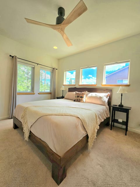 Cal King Bed in Main Bedroom on first floor
