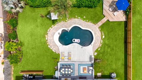 Osprey: Family-Friendly Beach Retreat Heated Pool By Mayo