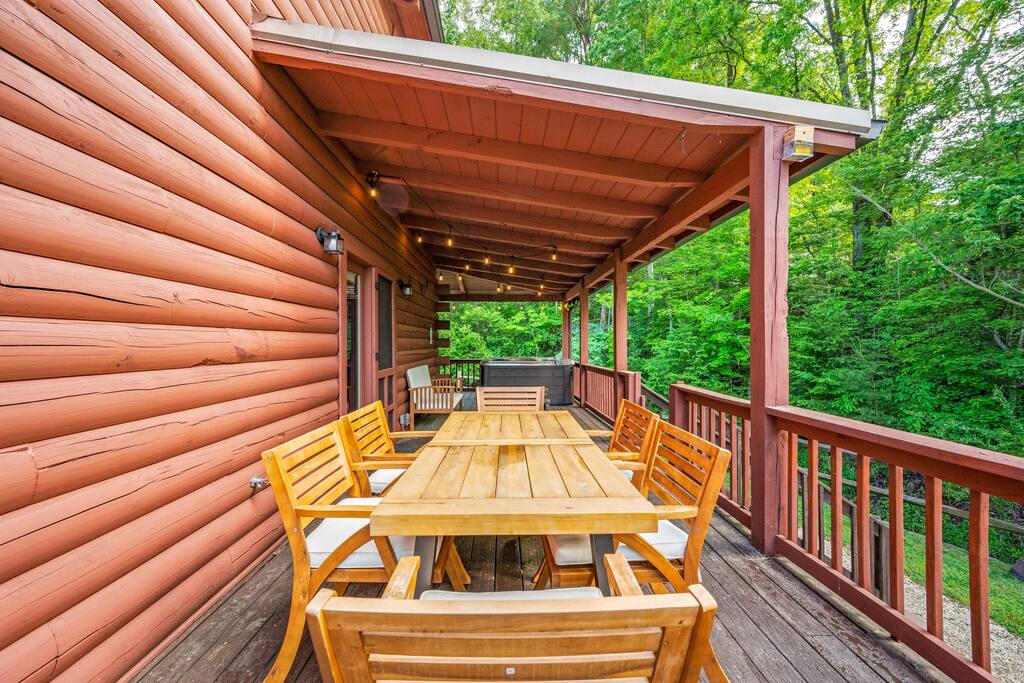 Enjoy outdoor dining by the creek