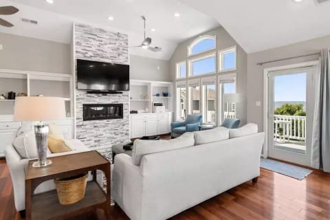 Top Level - Great Room