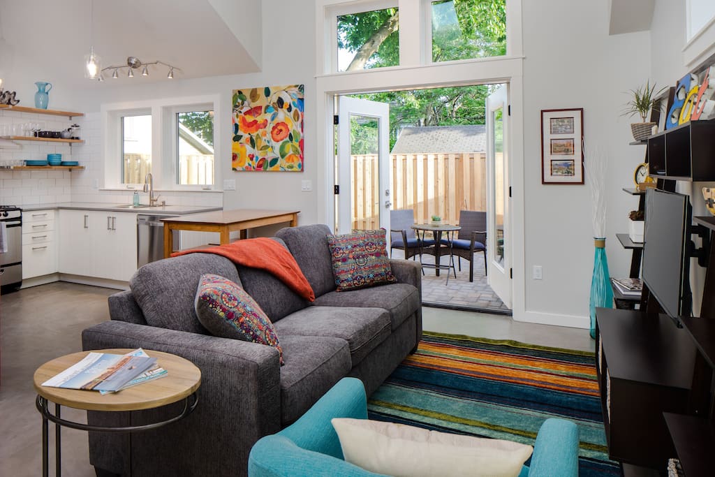 Alberta Nest: Home Base for Adventure in the City