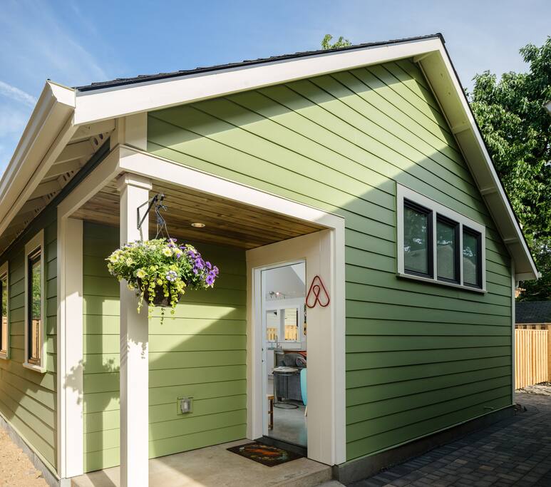 alberta-nest:-home-base-for-adventure-in-the-city/