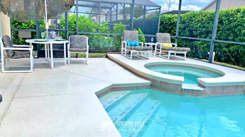 Sunshine Villa at Glenbrook
