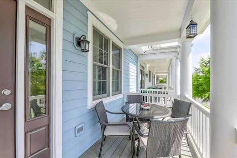 Patio off the living area, 2nd level