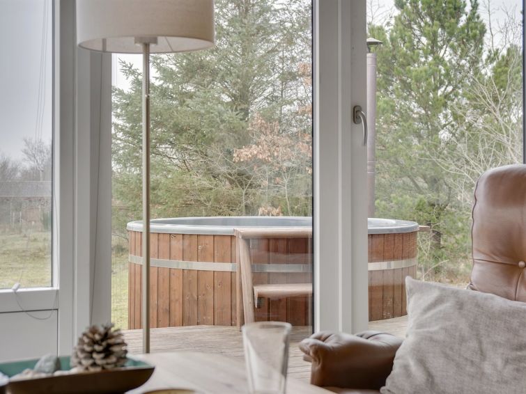 lefke-400m-to-the-fjord/