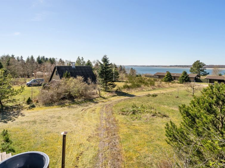 lefke-400m-to-the-fjord/