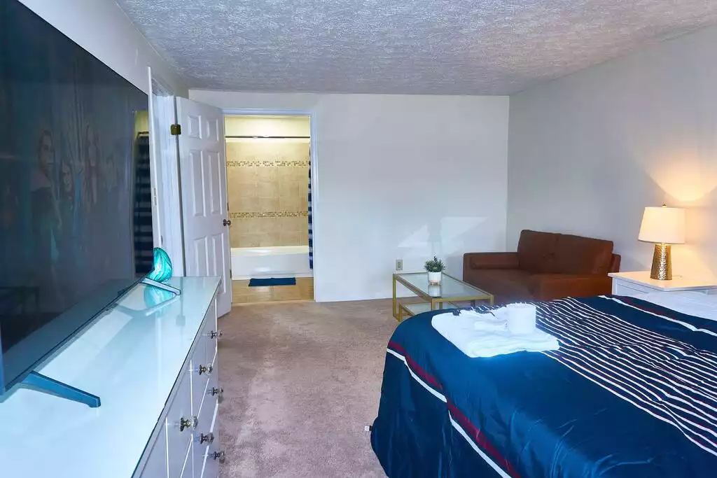 Exquisite & Immaculate 5BD in Best Location - Fairfax