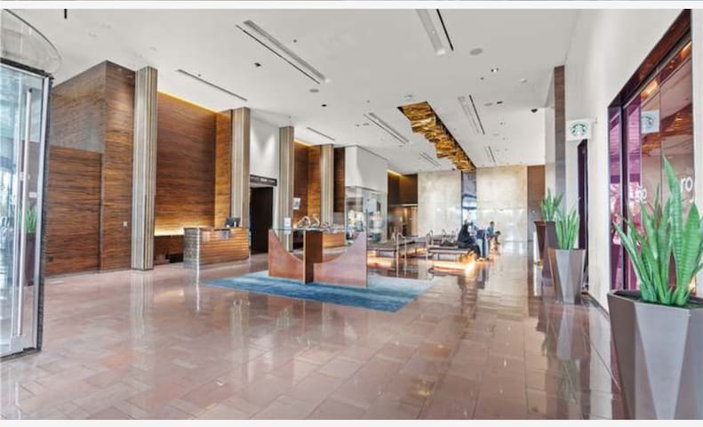 Luxe Studio  | Balcony Strip View  | No Resort Fee
