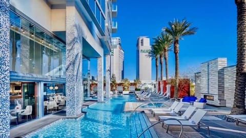 Luxe Studio  | Balcony Strip View  | No Resort Fee