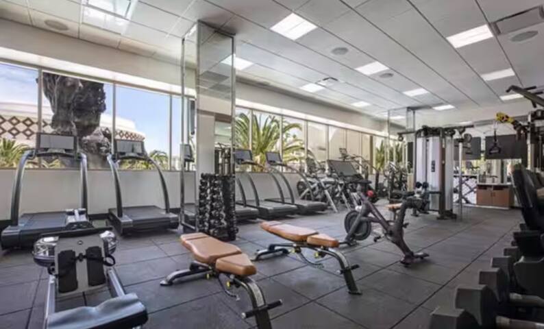 Luxe Studio  | Balcony Strip View  | No Resort Fee