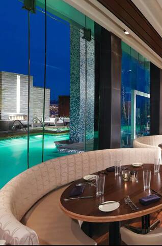 Luxe Studio  | Balcony Strip View  | No Resort Fee