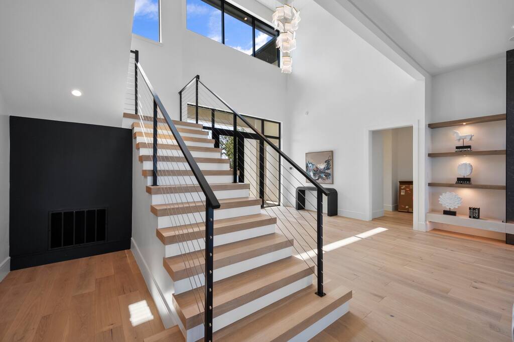 Lakefront Estate -heated spa - chef avail - Streetman Lakefront Estate -heated spa - chef avail - Streetman
