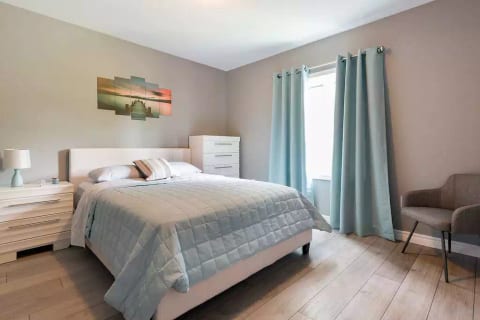 "This place was fantastic! Alexander left very clear instructions on how to get into the unit and use everything, and checked in to make sure everything was going well. And the place was very clean."