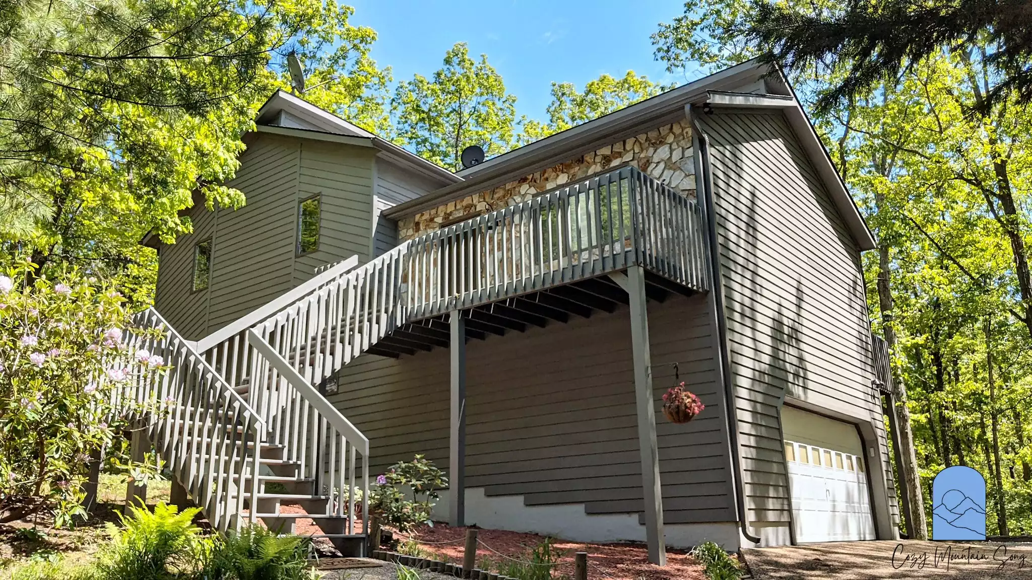 Cozy, modern house in Massanutten Resort with room for 8 Cozy, modern house in Massanutten Resort with room for 8 - Cozy Mountain Song - McGaheysville