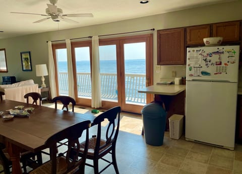 Kitchen/Dining open floor plan