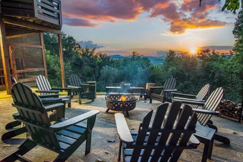 Seating for 12 around the campfire!