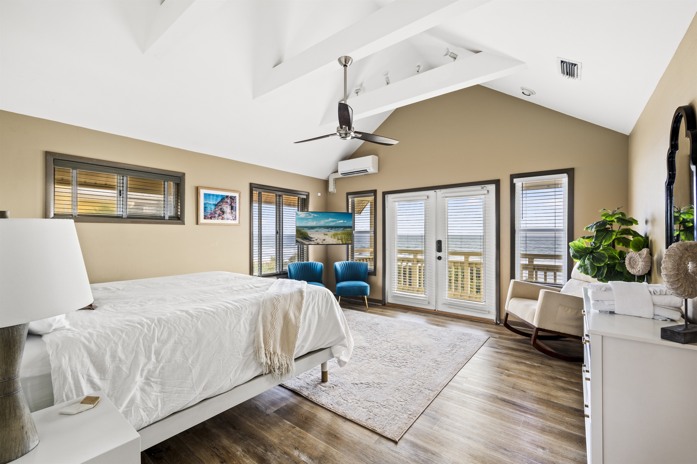 Family Beachfront Oasis