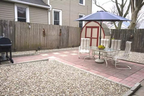 Corner of calm in the heart of Cedar Rapids!