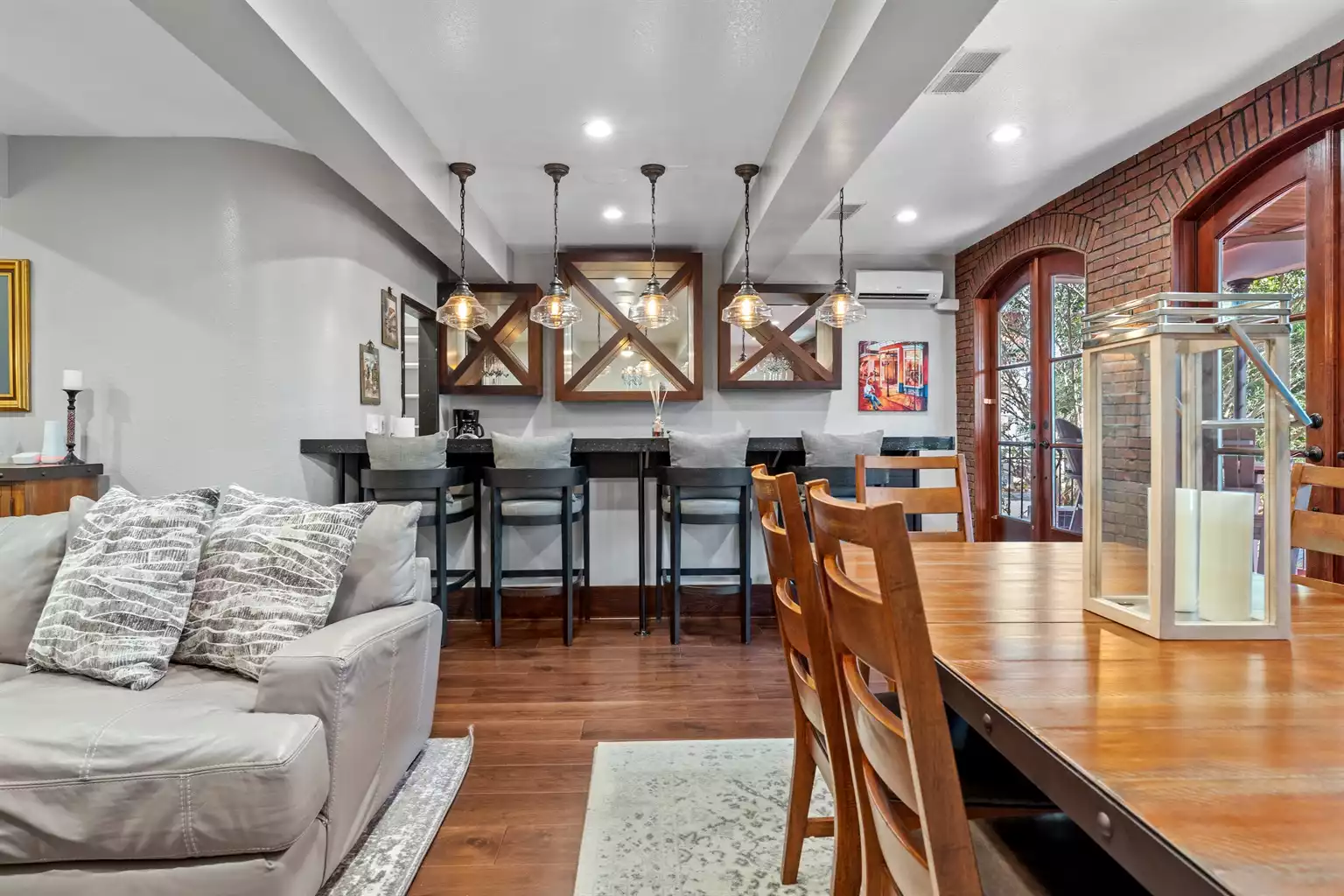 Stunning bar next to balcony access