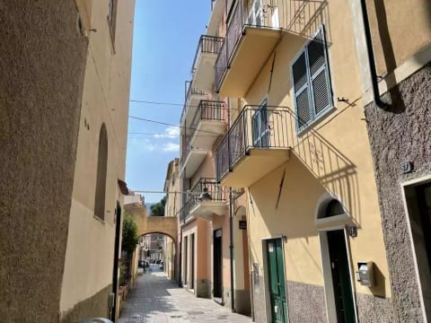 Tra Sole e Mare