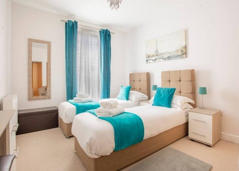 CastleHaven, 1 Bedroom Luxury Apartment in Redhill