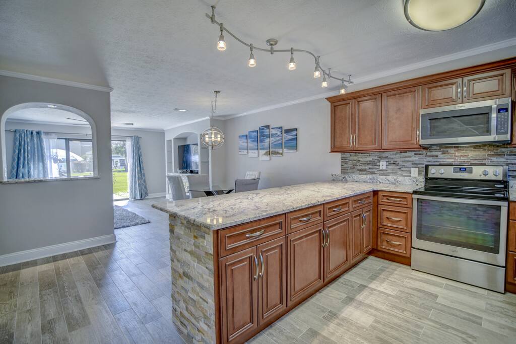 Fully loaded kitchen 