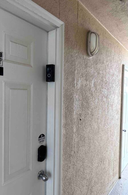 Video recording ring doorbell 