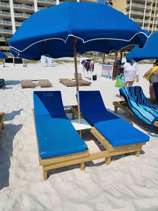 Free Beach service-two chairs and umbrella. 