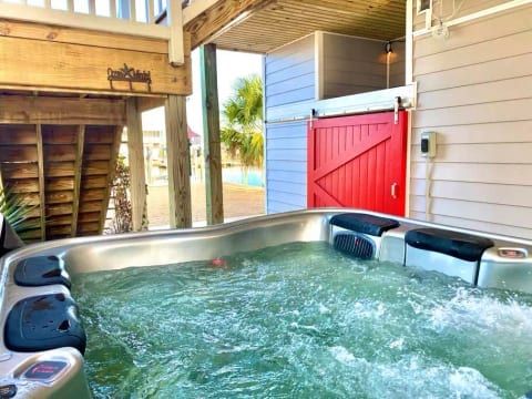 Large private hot tub