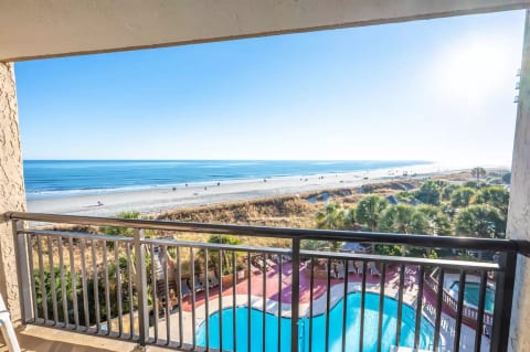 Amazing Direct Oceanfront View, Low Floor