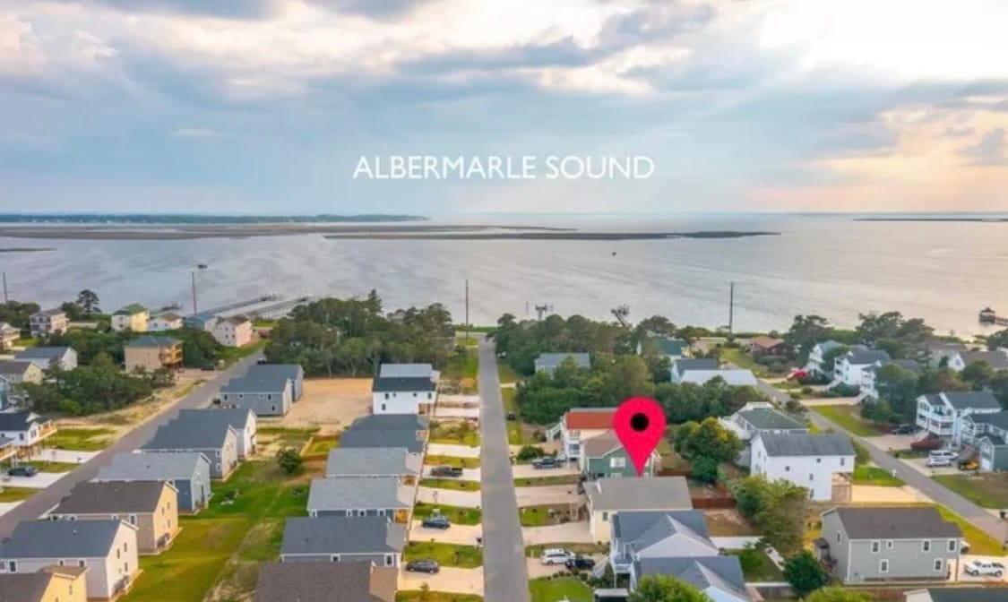 Sound-N-Beachy *OBX* 3 Bed 2 Bath with Bunk Room image 5