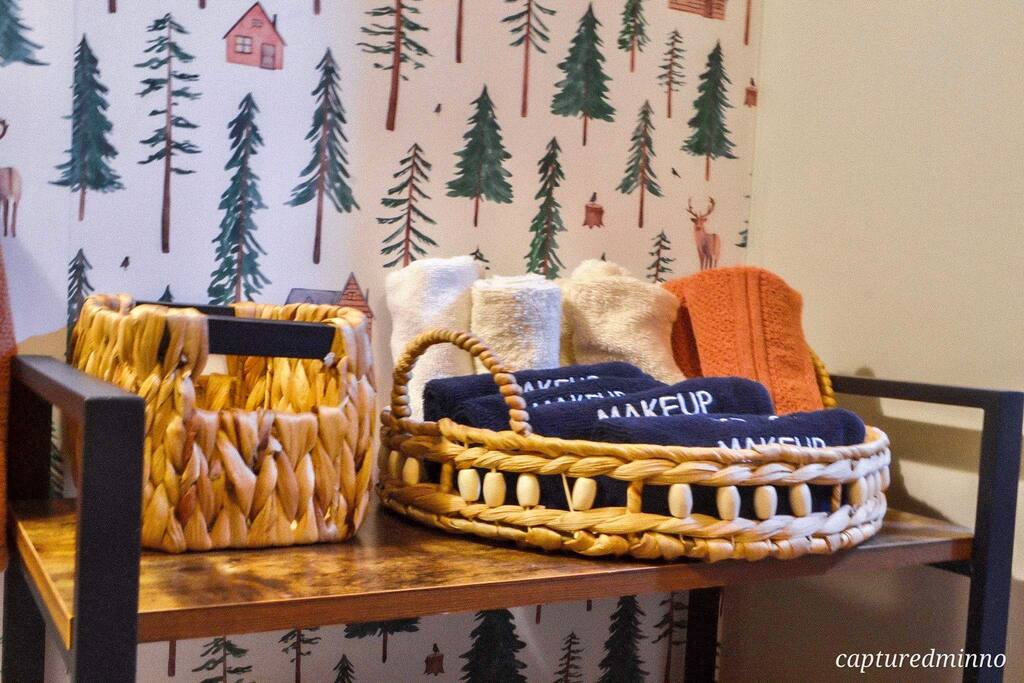 Cozy Woodland A-Frame Cabin — Sleeps 6 Guests
