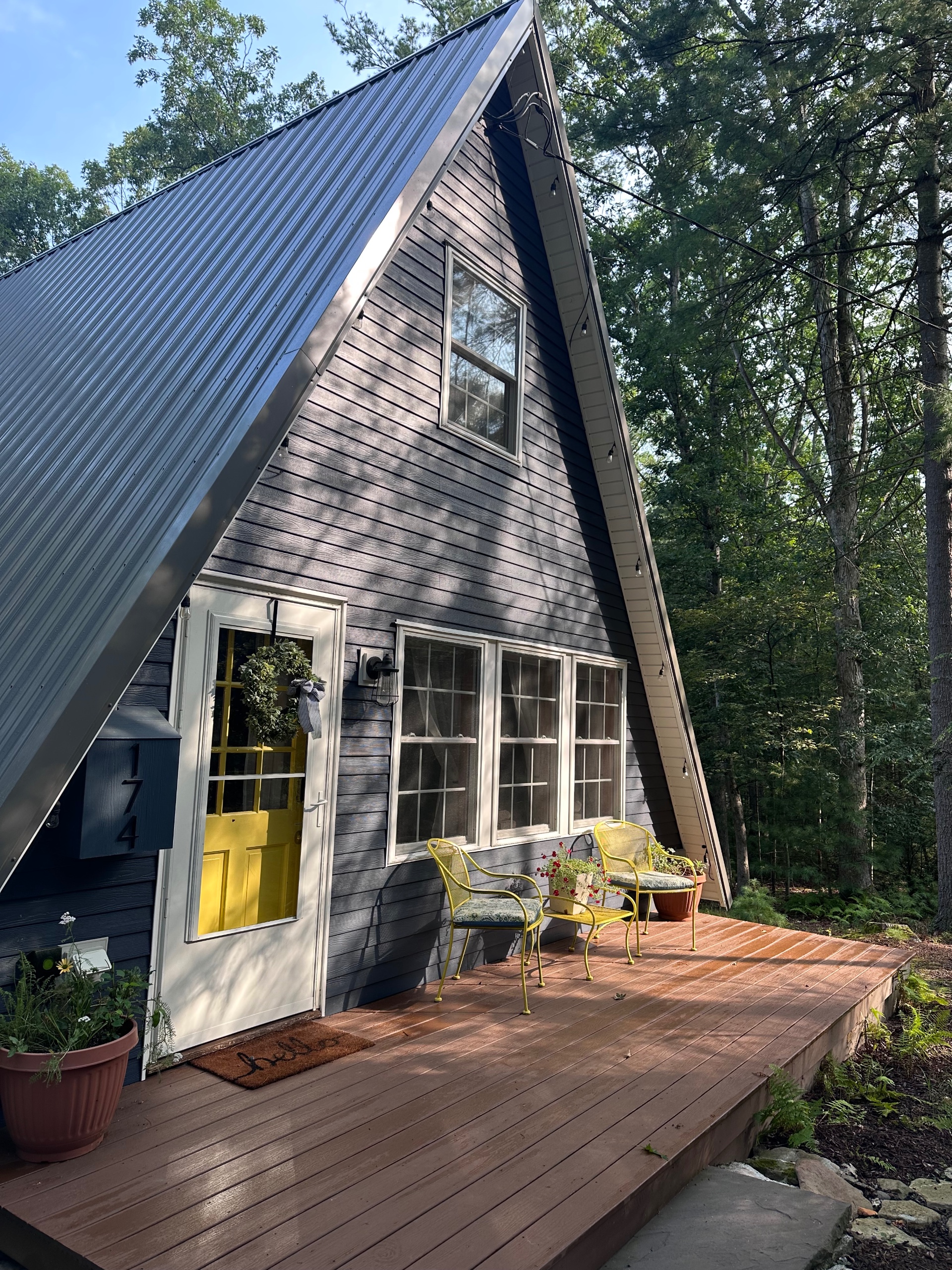 Cozy Woodland A-Frame Cabin — Sleeps 6 Guests