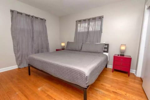4 Bedroom House near UNC-Charlotte, great location
