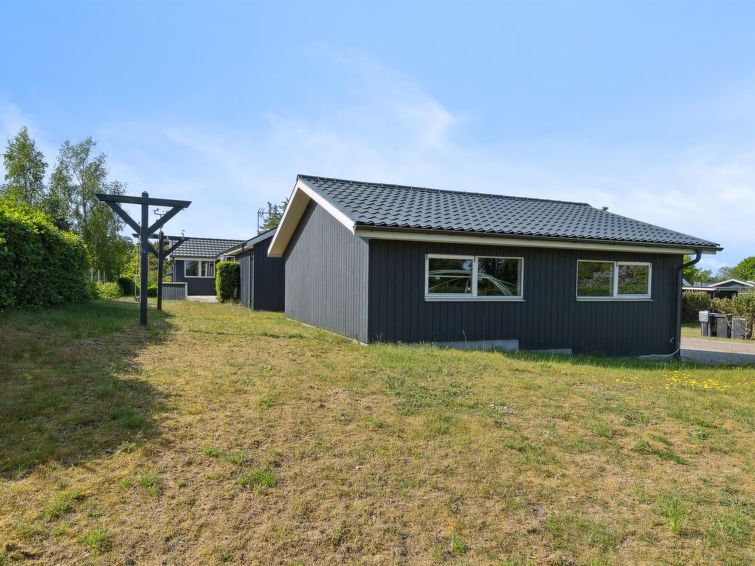 rafn-550m-from-the-sea/