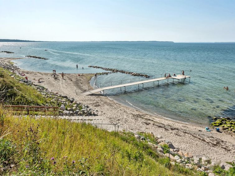 matleena-200m-from-the-sea/