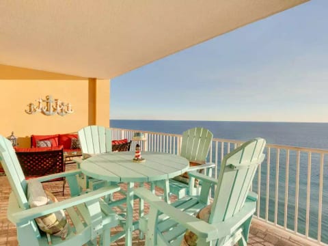 Tropic Winds 1309 (2BR)