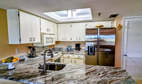Sea Club Condo #204
