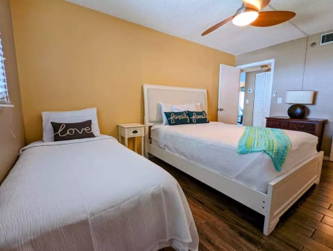 Sea Club Condo #503