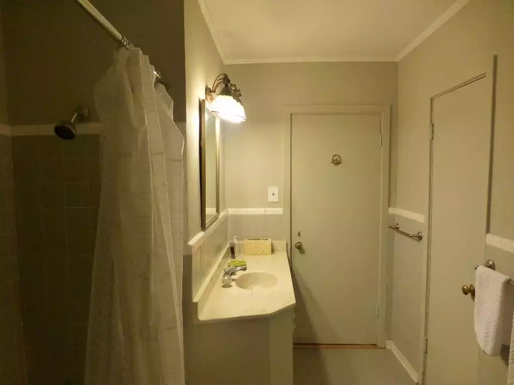 Buckhead Aerie - Atlanta